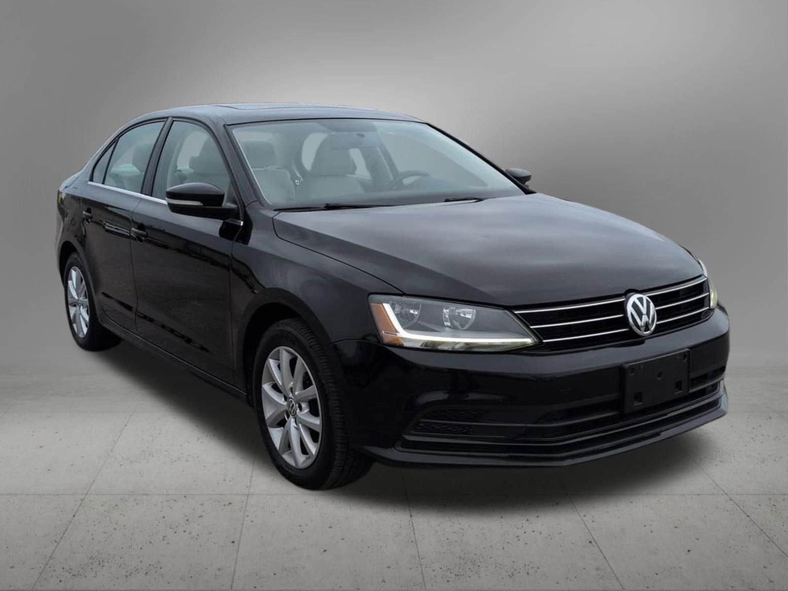 Thumbnail: 2017 Volkswagen Jetta - 8