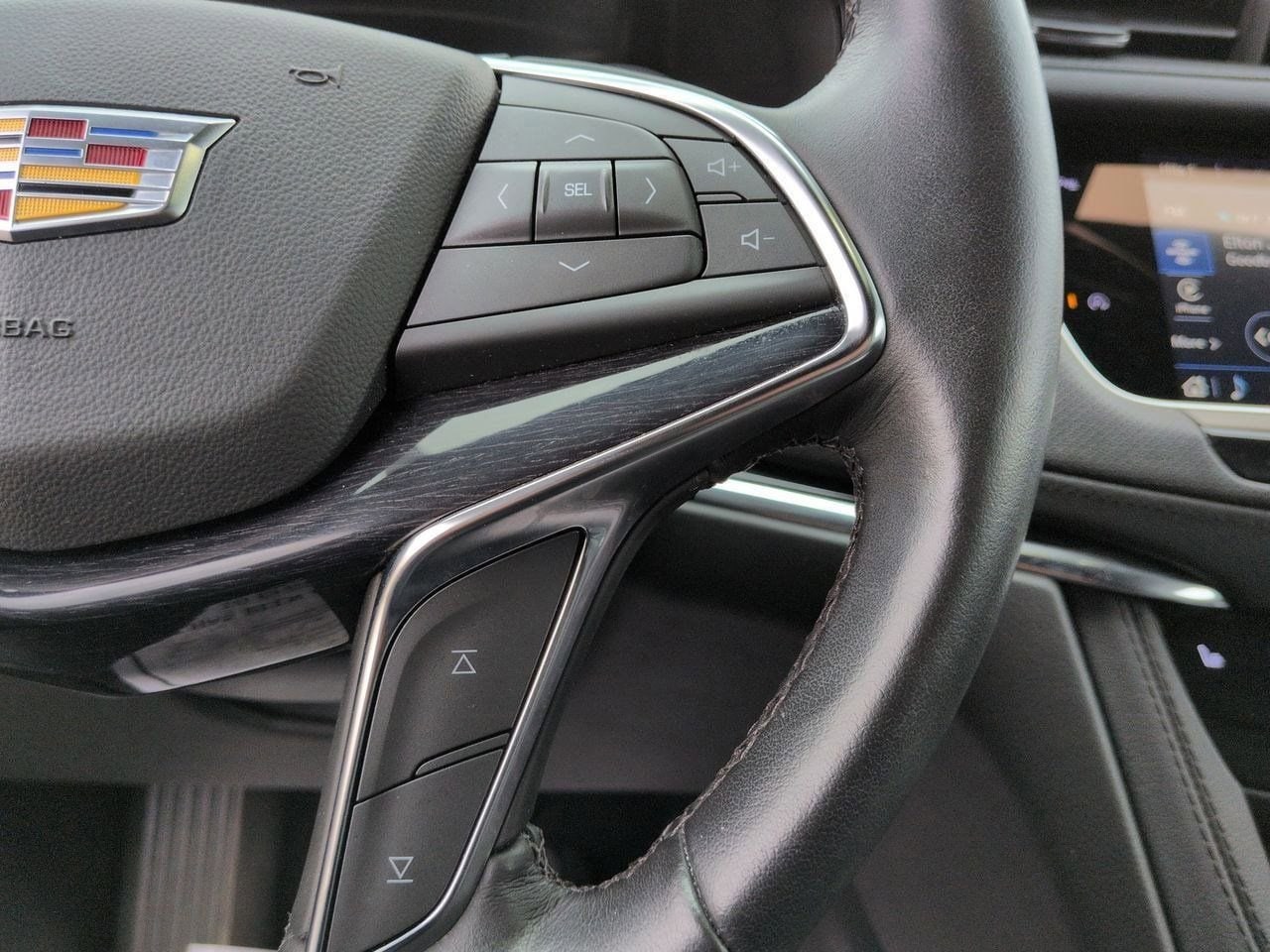 Thumbnail: 2023 Cadillac XT5 - 25