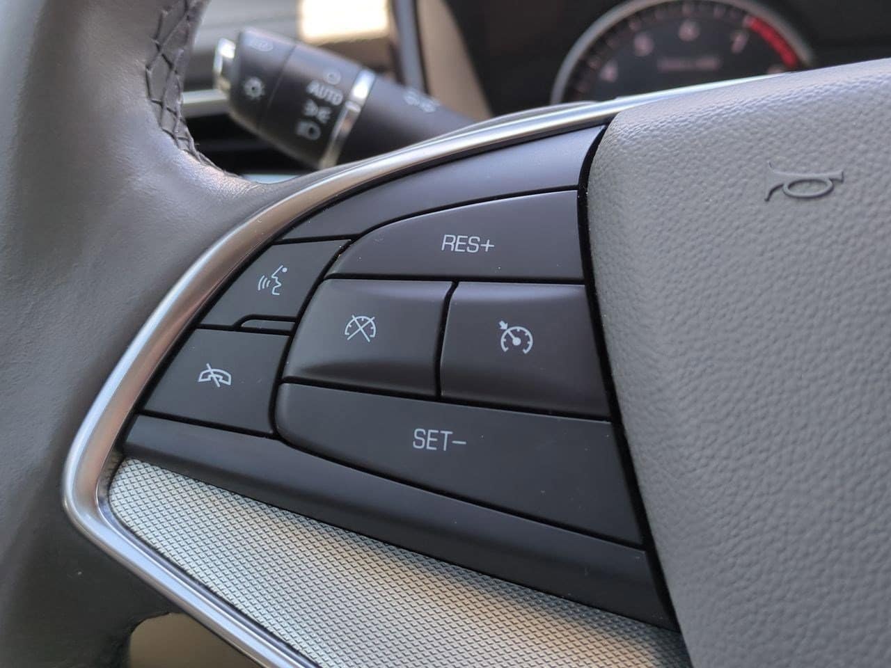 Thumbnail: 2022 Cadillac XT5 - 24