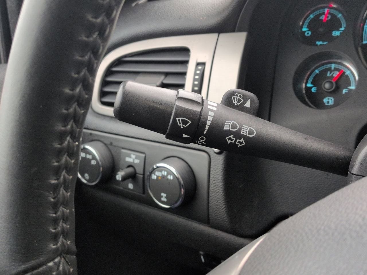 Thumbnail: 2012 Chevrolet Silverado 1500 - 27