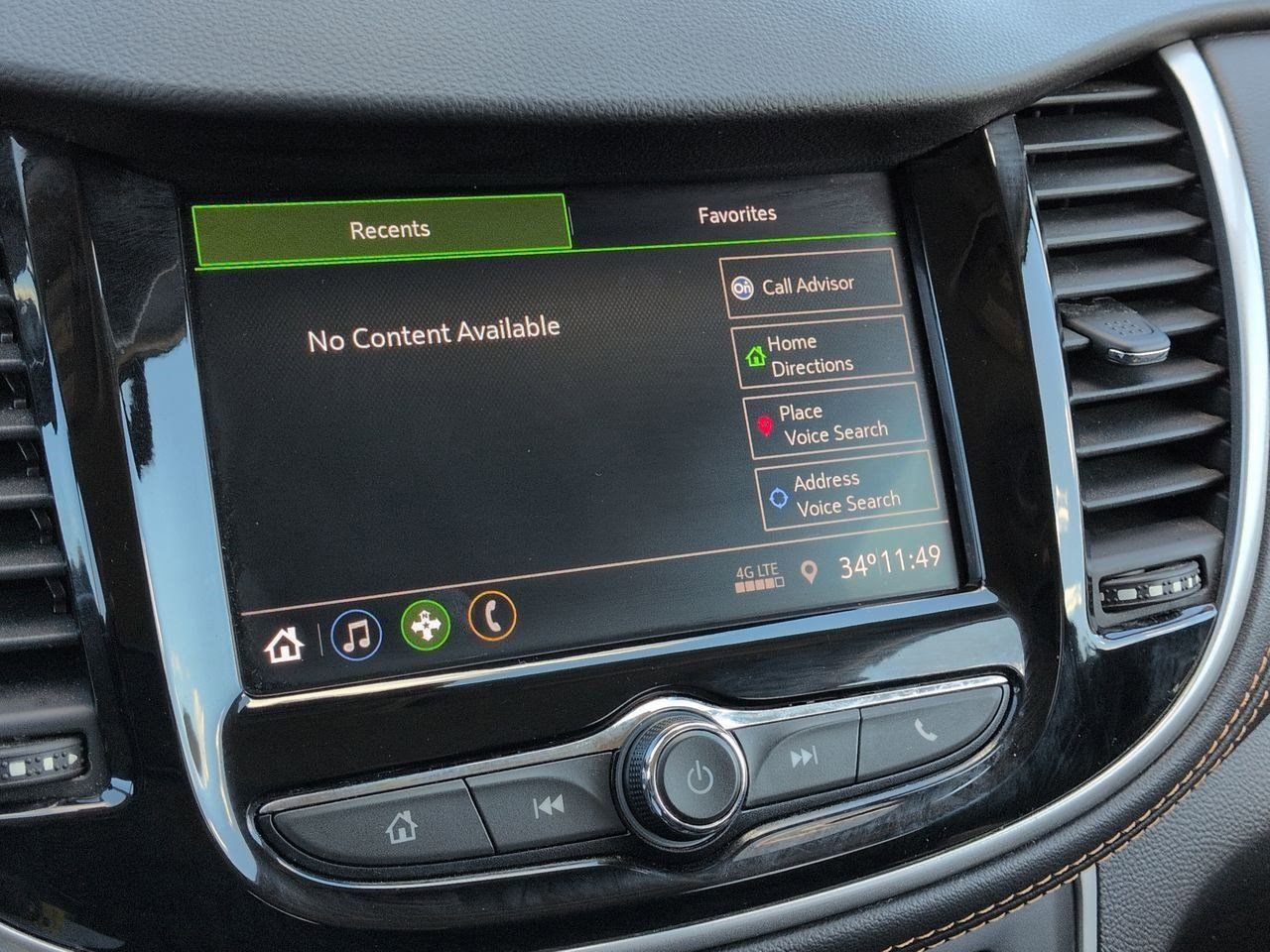 Thumbnail: 2021 Chevrolet Trax - 28