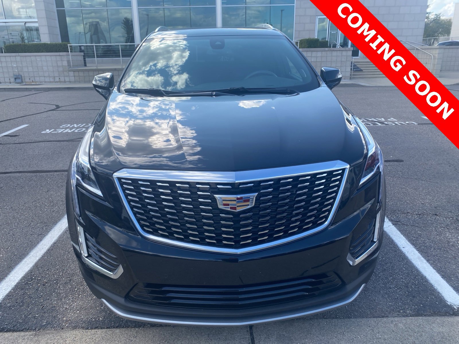 2023 Cadillac XT5 Premium Luxury photo 2