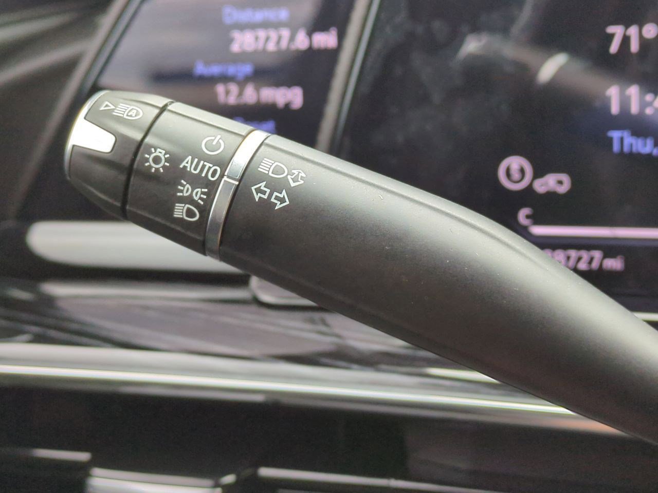 Thumbnail: 2023 Cadillac Escalade - 28