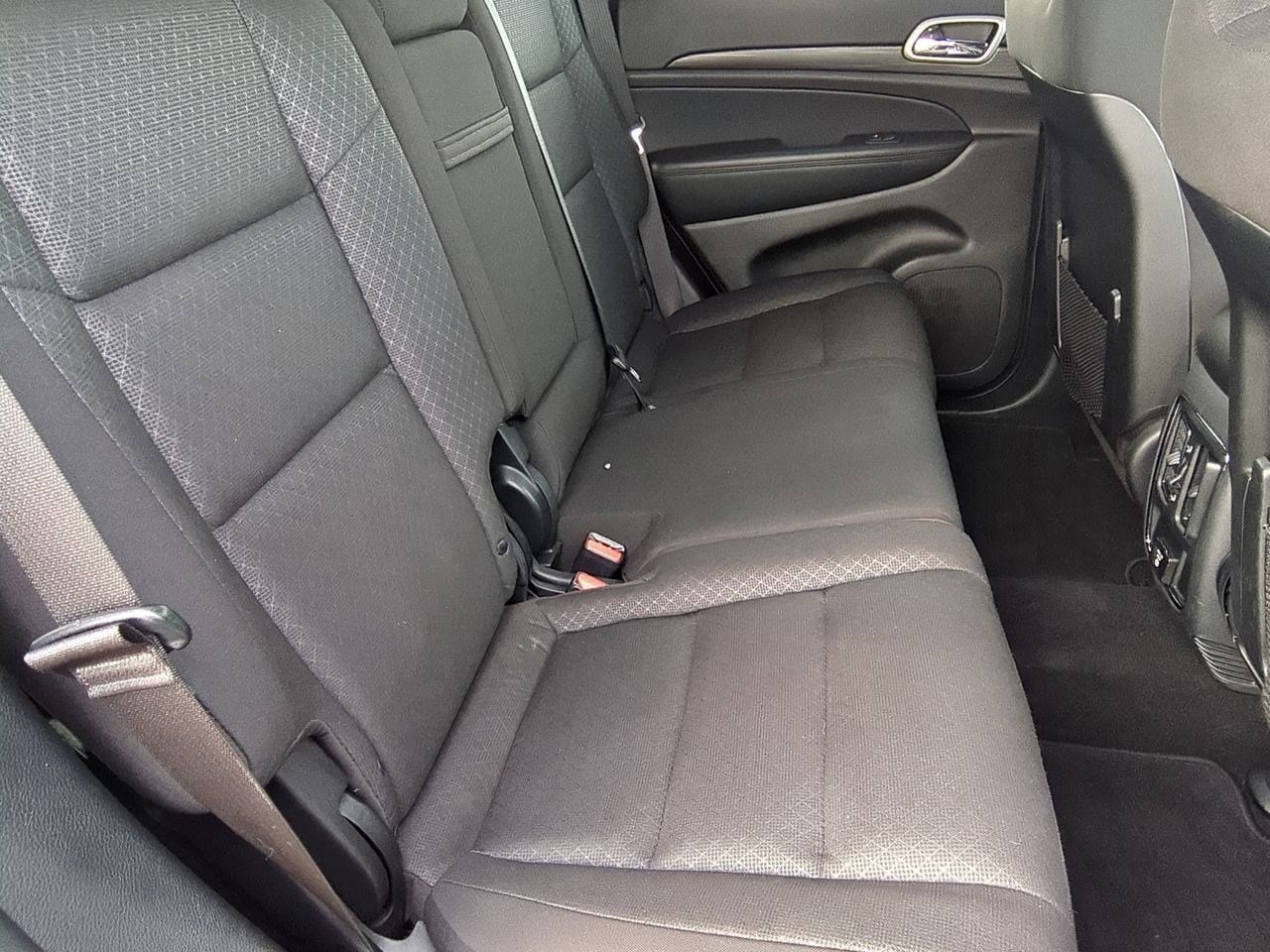 Thumbnail: 2020 Jeep Grand Cherokee - 20