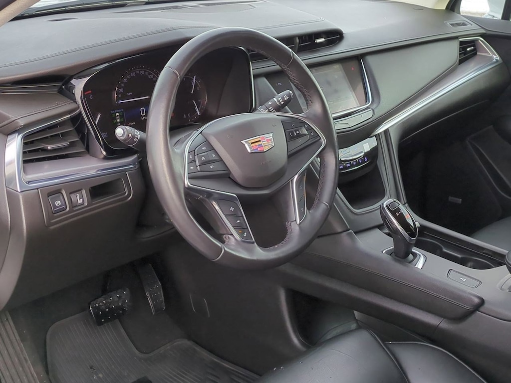 Used 2018 CADILLAC XT5 Luxury FWD SUV