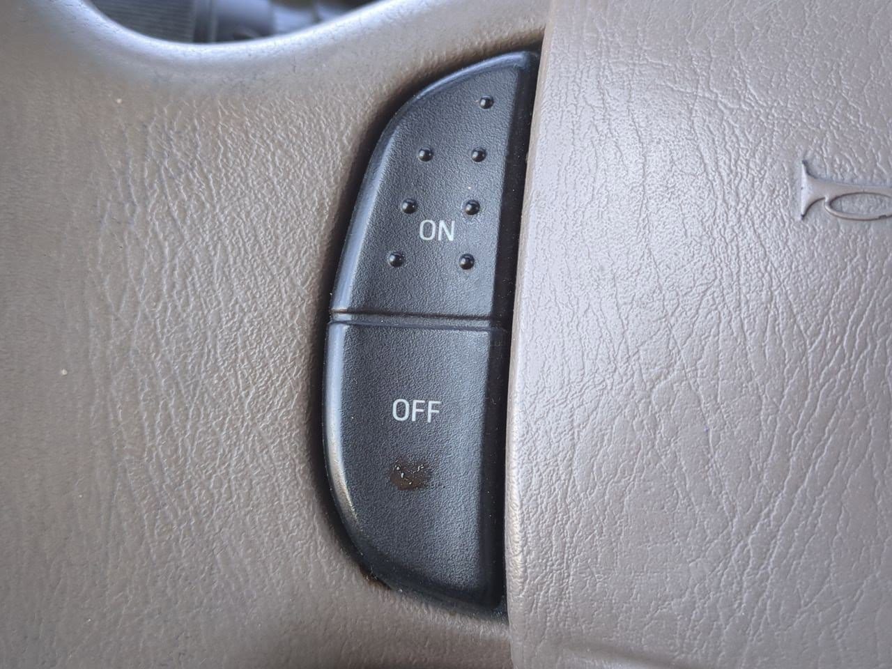 Thumbnail: 2002 Ford Expedition - 21