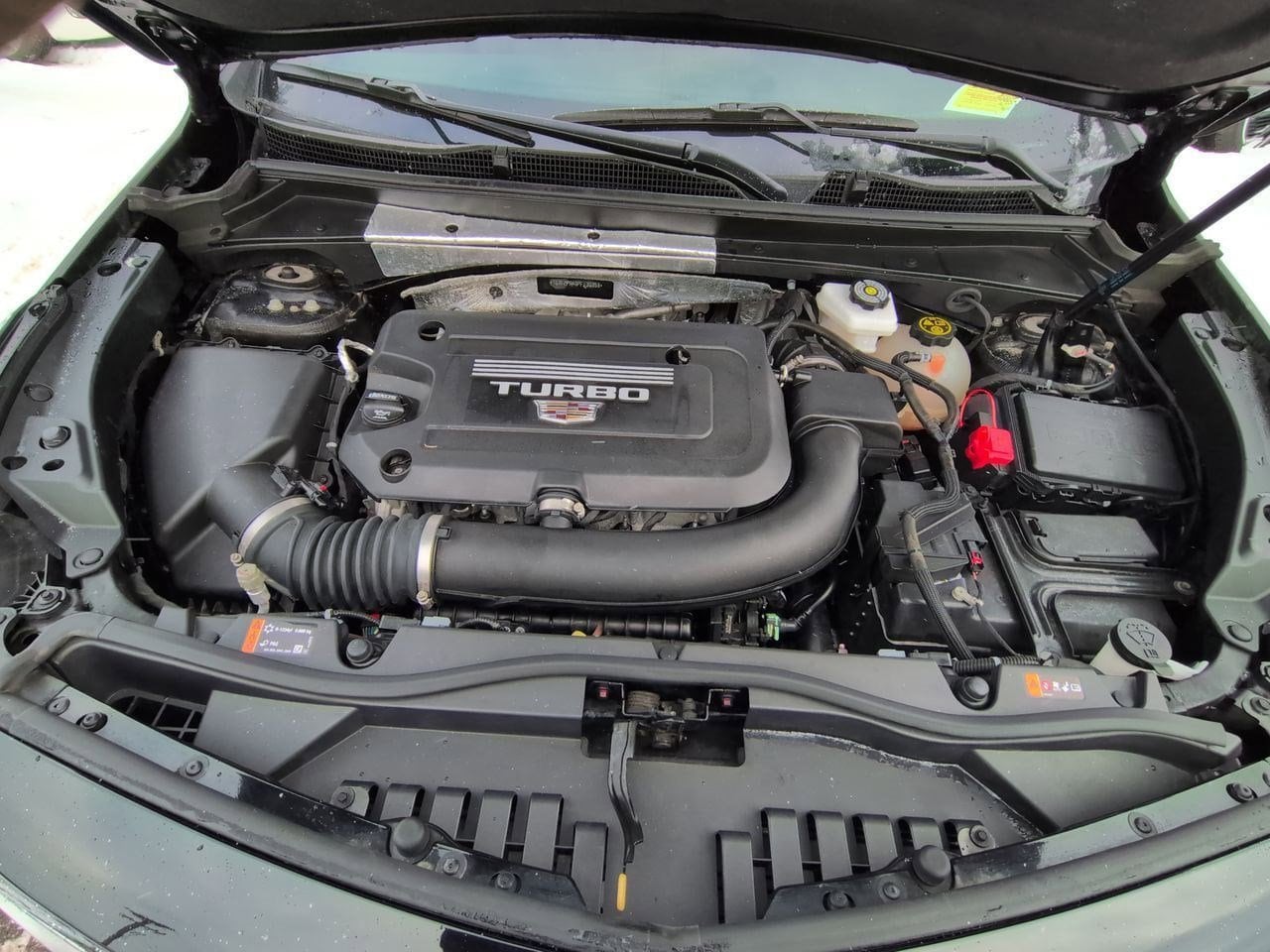 Thumbnail: 2023 Cadillac XT4 - 14