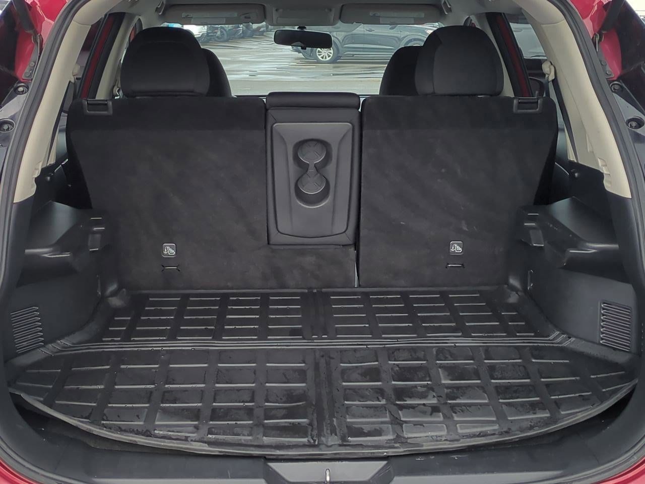 Thumbnail: 2017 Nissan Rogue - 30