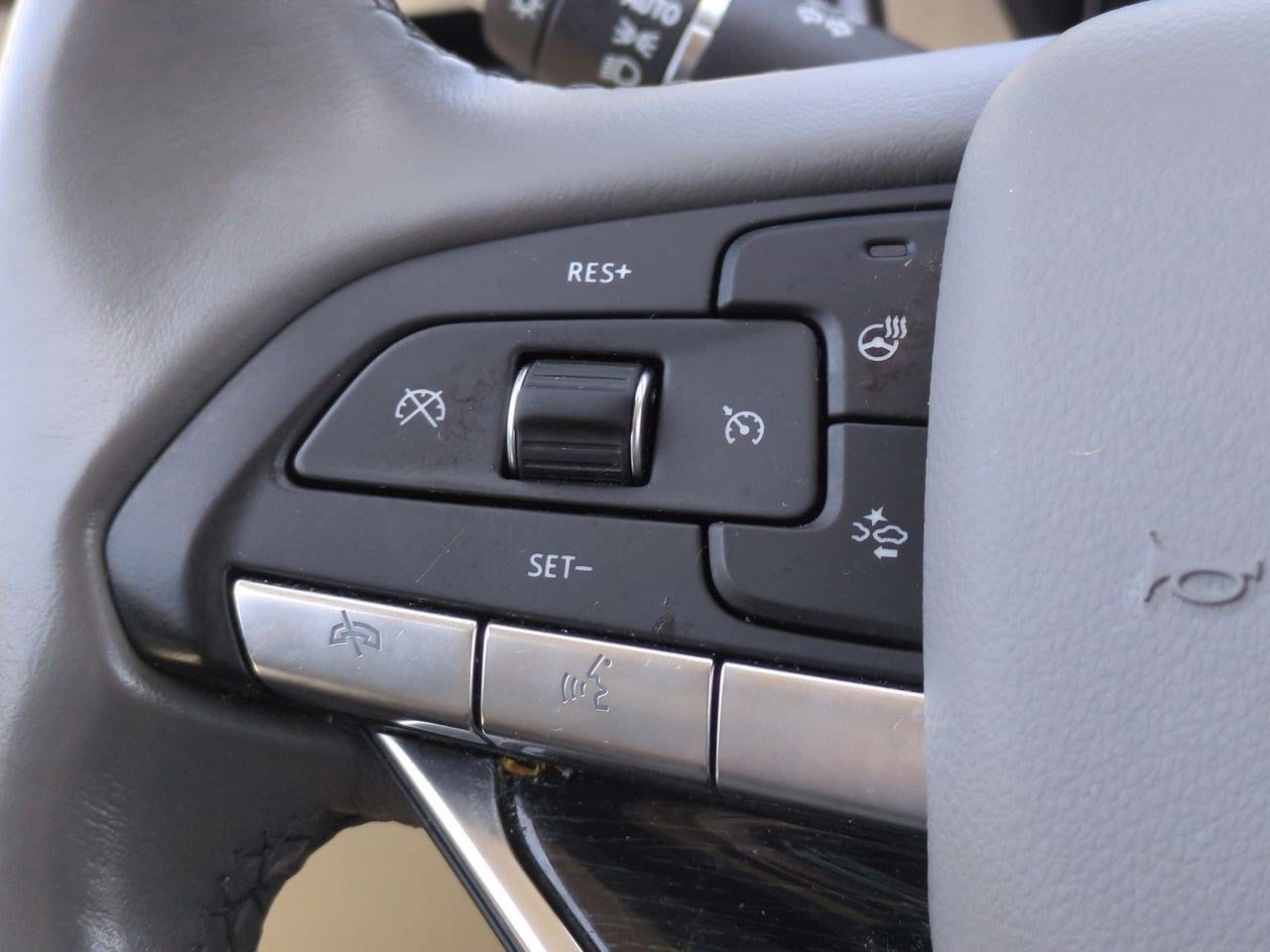 Thumbnail: 2021 Cadillac XT6 - 23