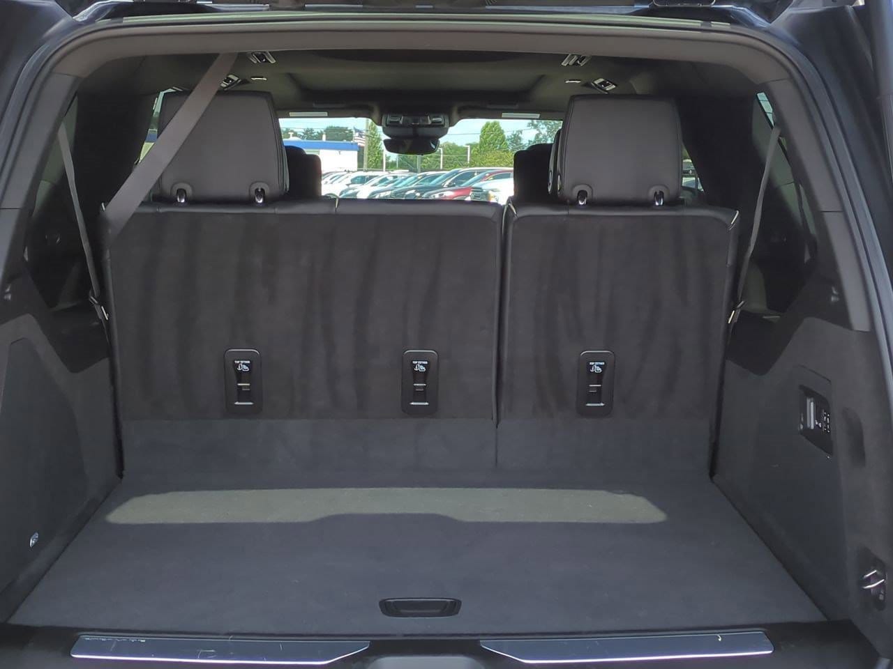 Thumbnail: 2024 Cadillac Escalade - 35