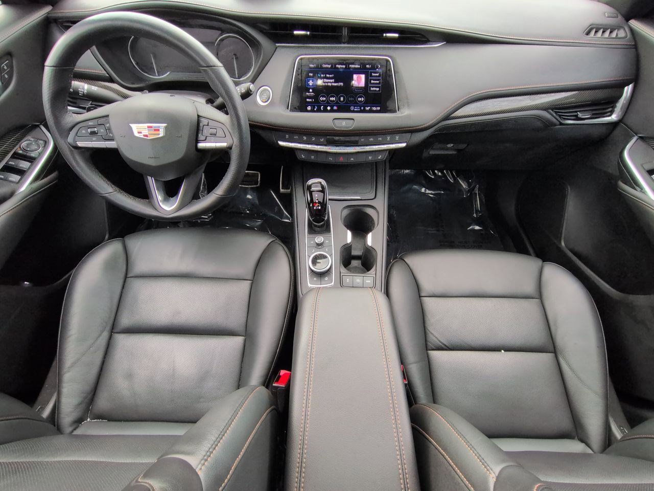 Thumbnail: 2023 Cadillac XT4 - 15