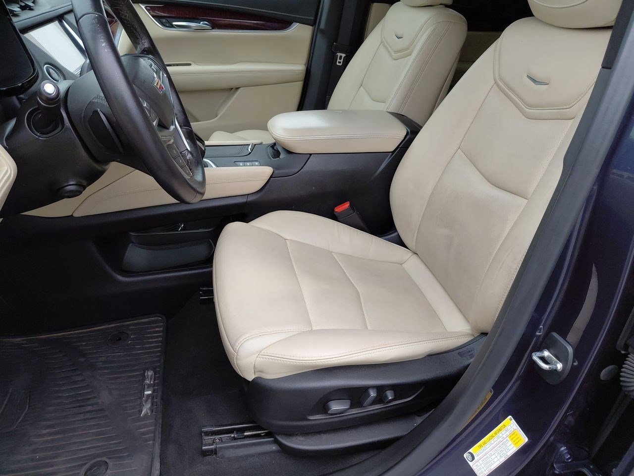 Thumbnail: 2019 Cadillac XT5 - 14