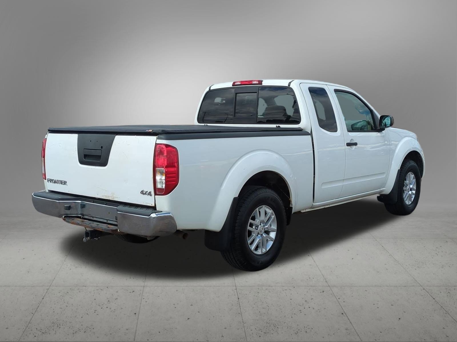 Thumbnail: 2015 Nissan Frontier - 6