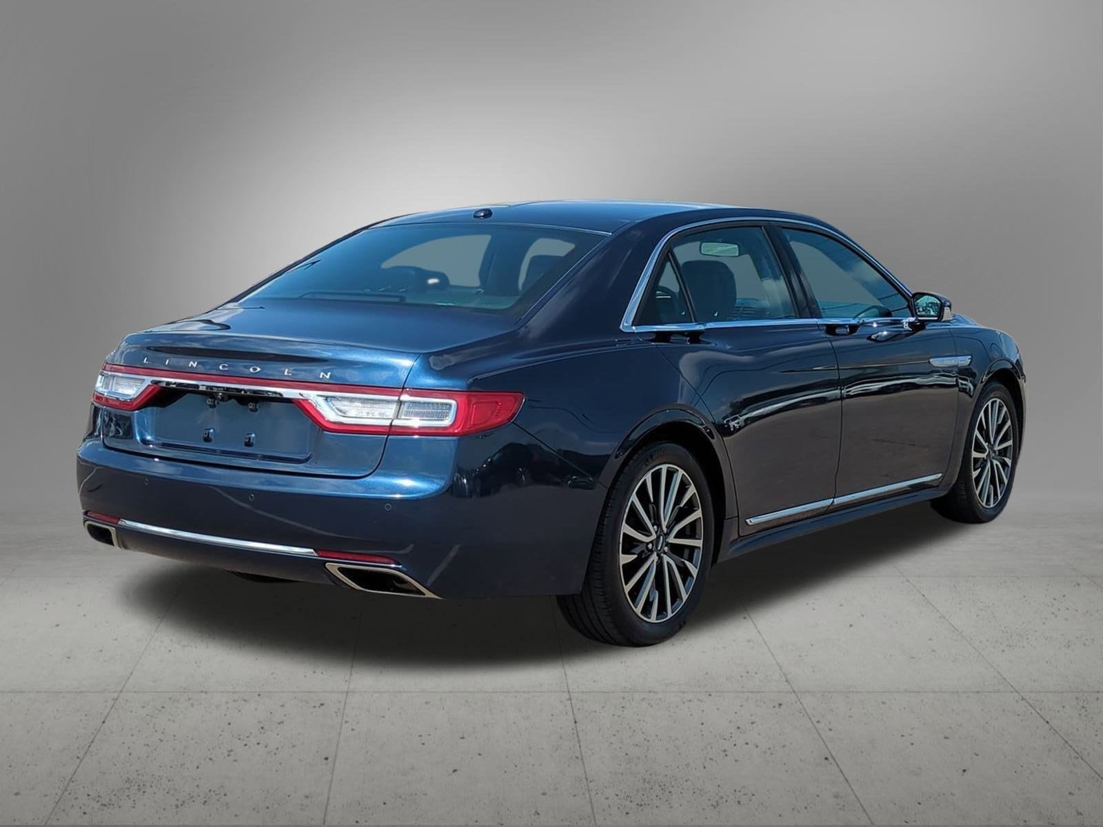 Thumbnail: 2017 Lincoln Continental - 6