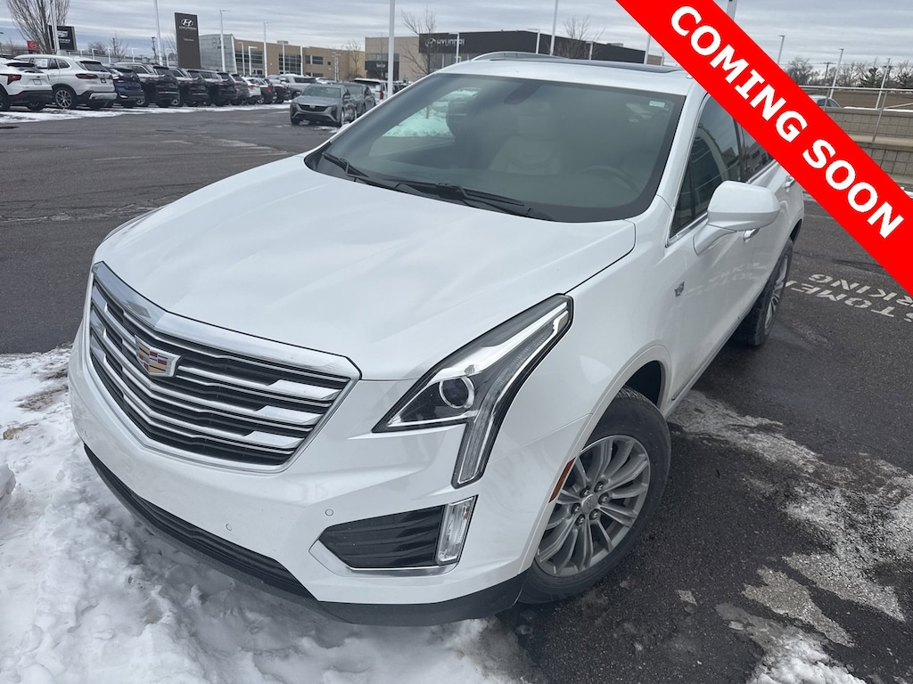 Used 2017 CADILLAC XT5 Luxury FWD SUV