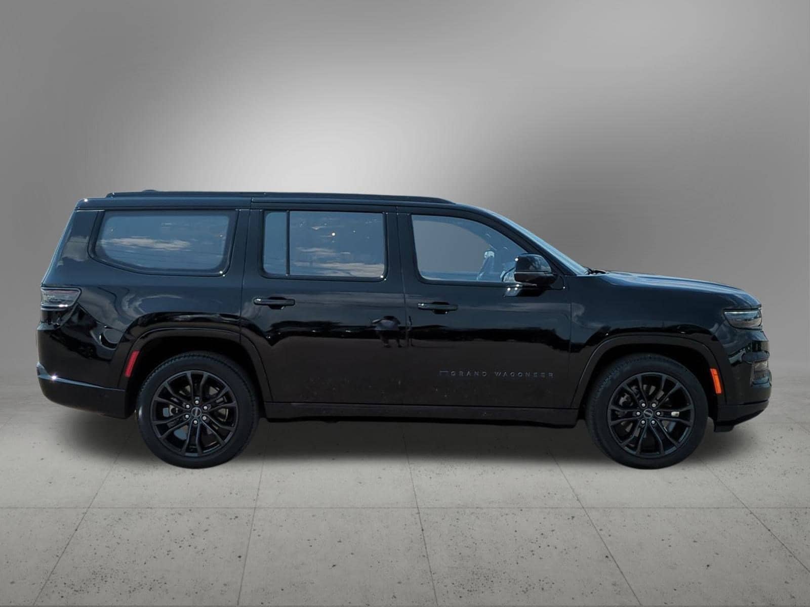 Thumbnail: 2023 Jeep Grand Wagoneer - 7