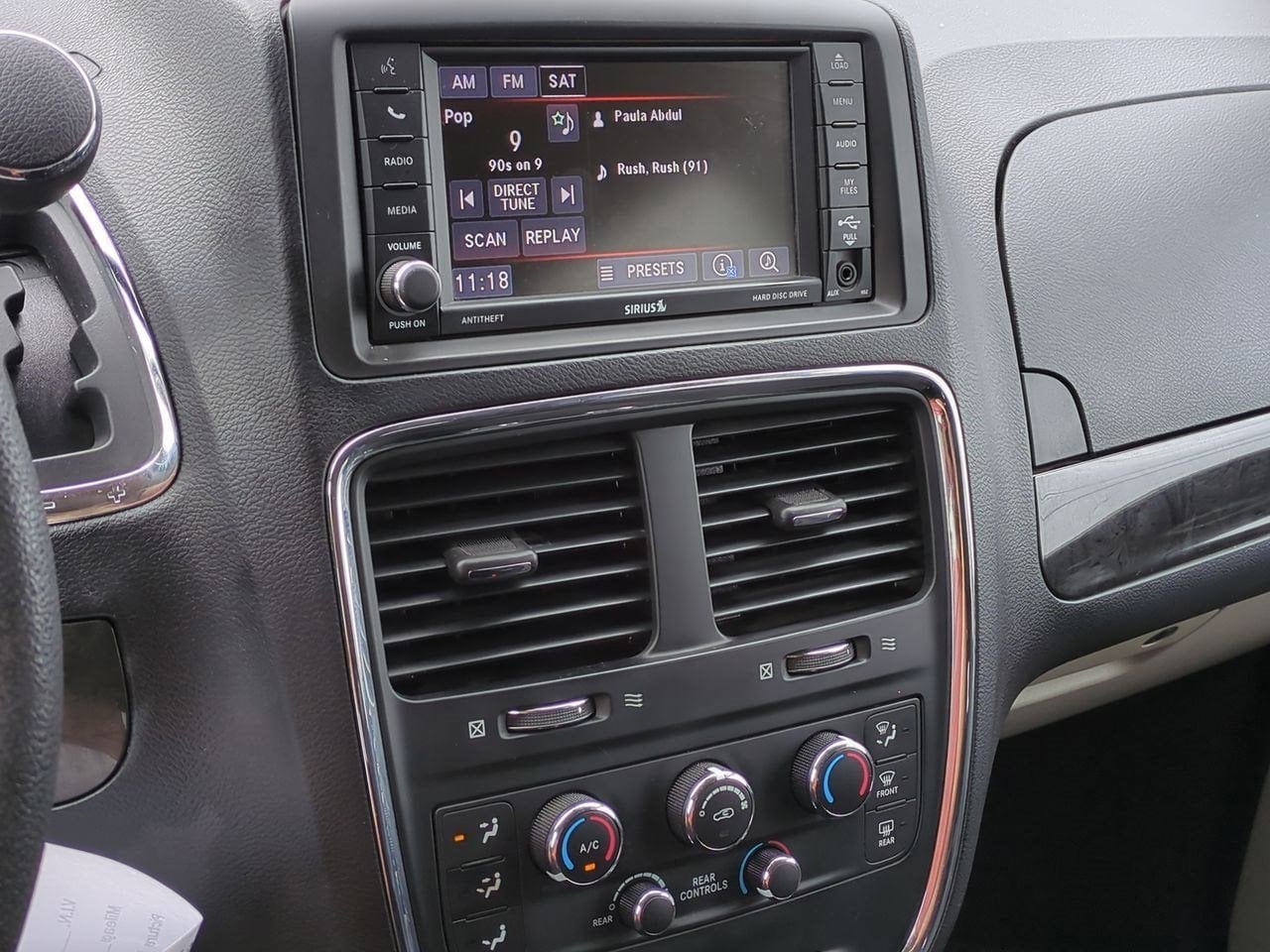 Thumbnail: 2019 Dodge Grand Caravan - 25