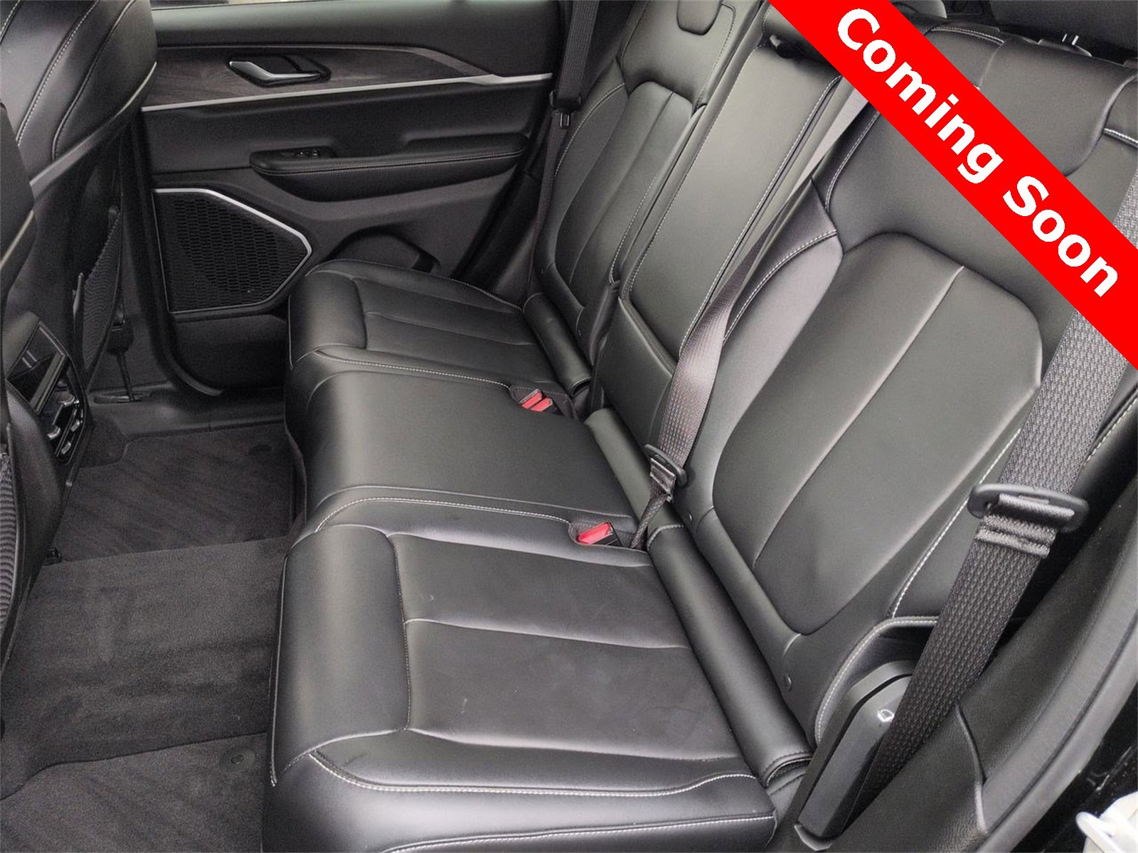 Thumbnail: 2022 Jeep Grand Cherokee - 19