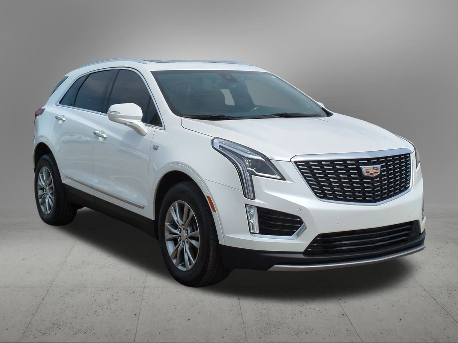 Thumbnail: 2023 Cadillac XT5 - 8