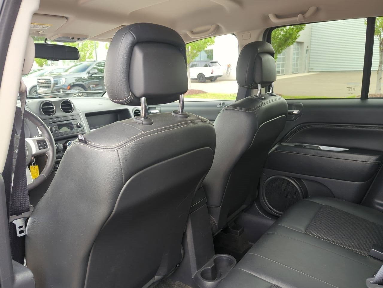 Thumbnail: 2017 Jeep Compass - 16