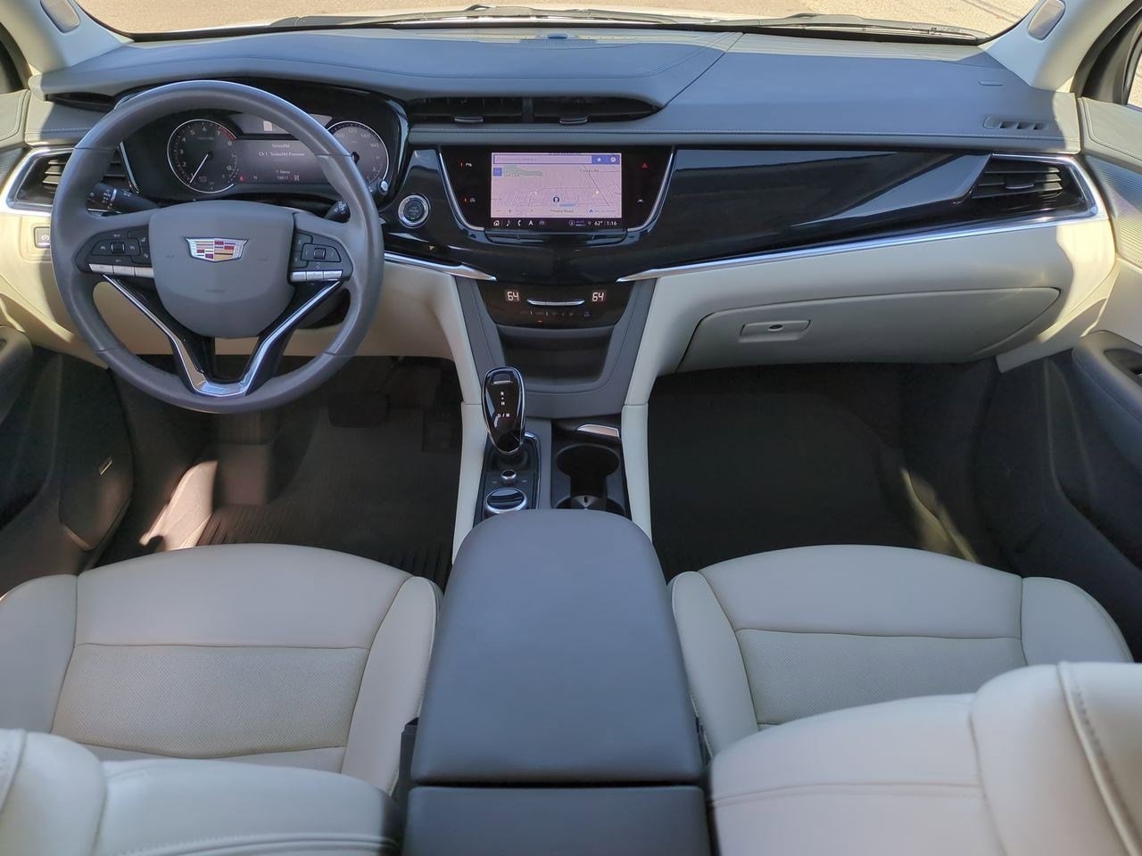 Thumbnail: 2024 Cadillac XT6 - 14