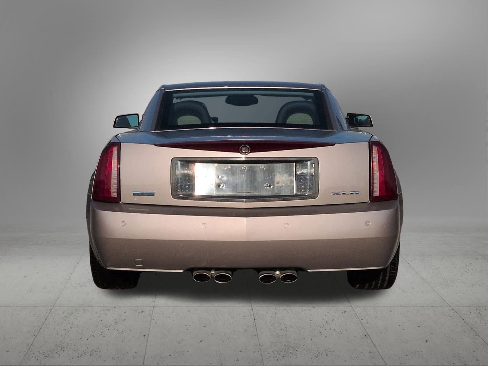 Thumbnail: 2008 Cadillac XLR - 5