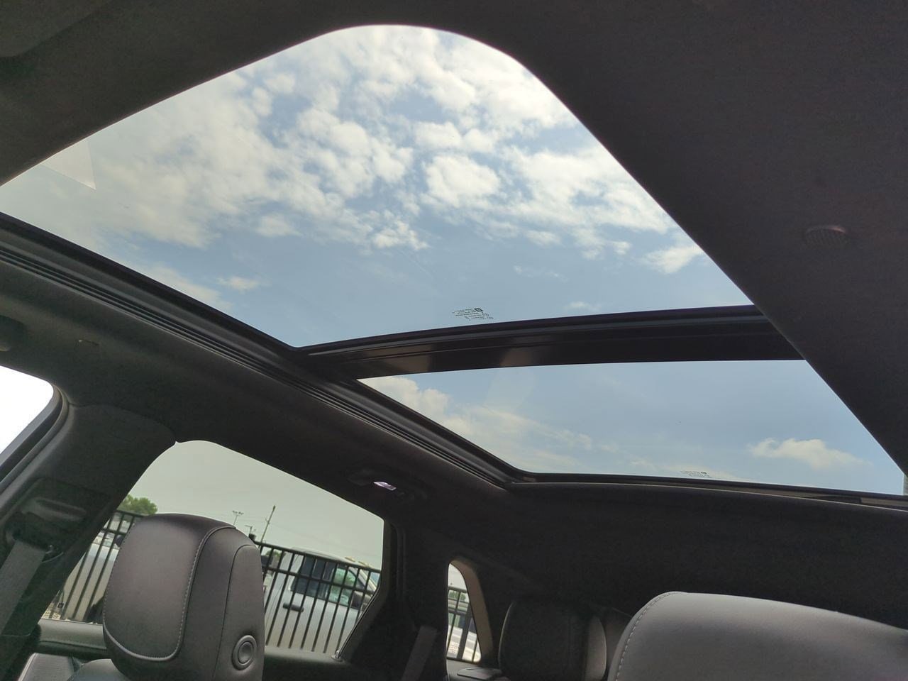 Thumbnail: 2023 Cadillac XT5 - 17