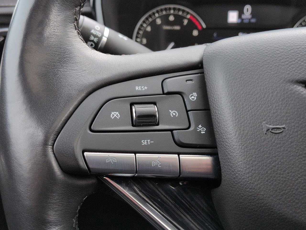 Thumbnail: 2024 Cadillac XT6 - 25