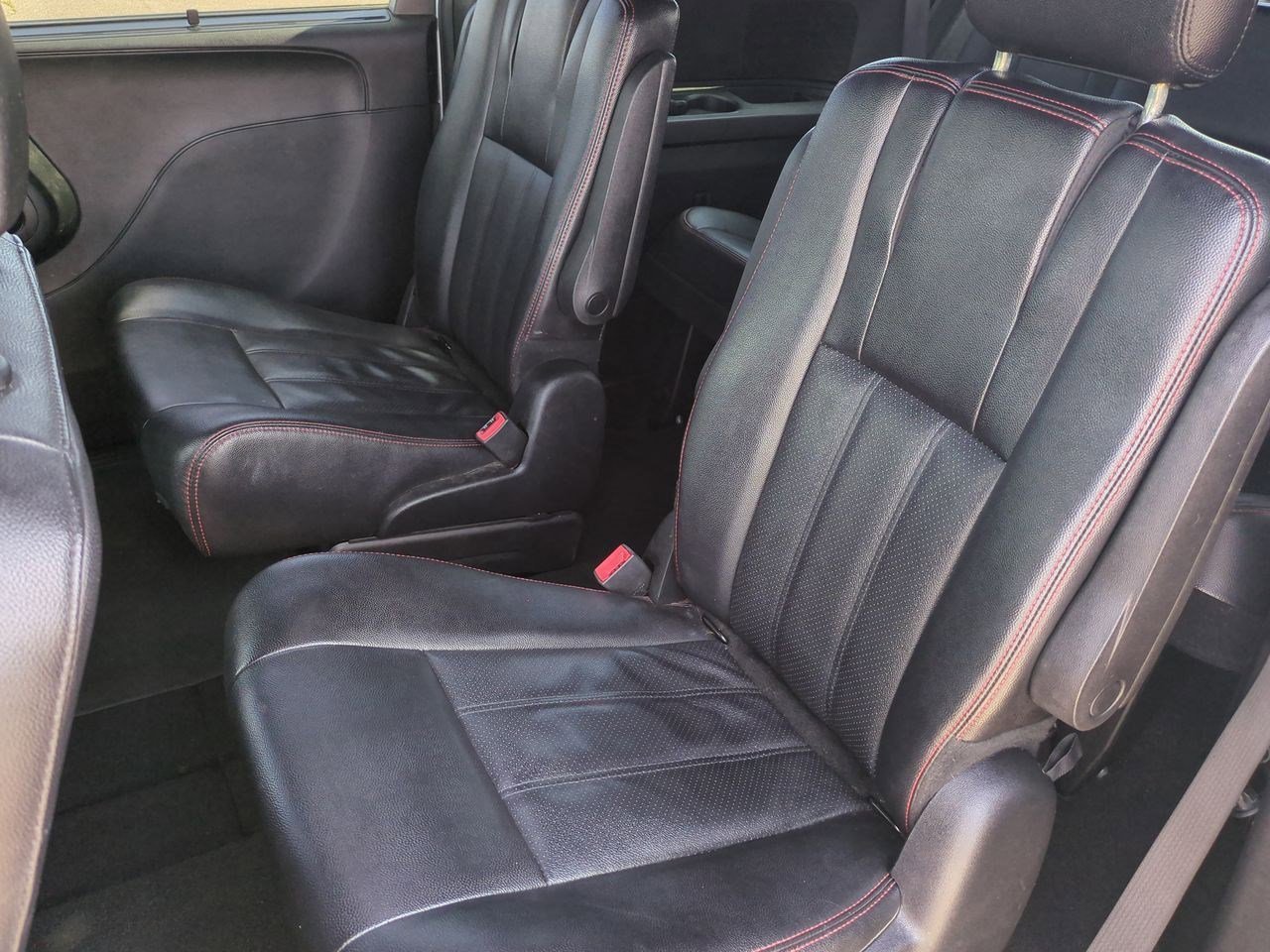 Thumbnail: 2019 Dodge Grand Caravan - 18