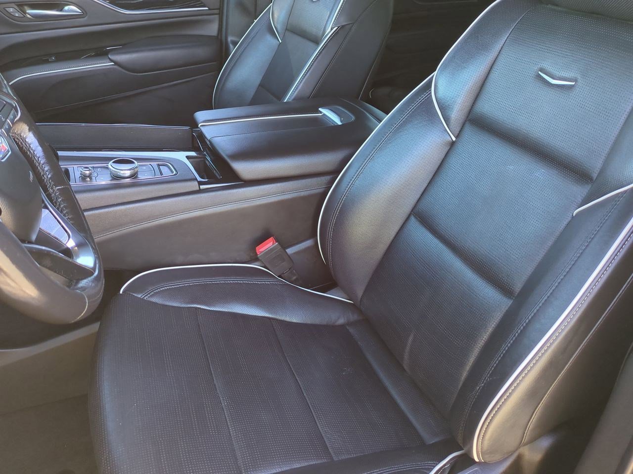 Thumbnail: 2022 Cadillac Escalade - 15