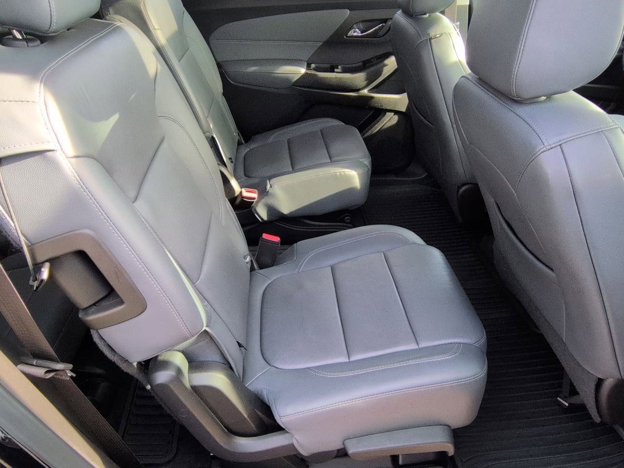 Thumbnail: 2019 Chevrolet Traverse - 21