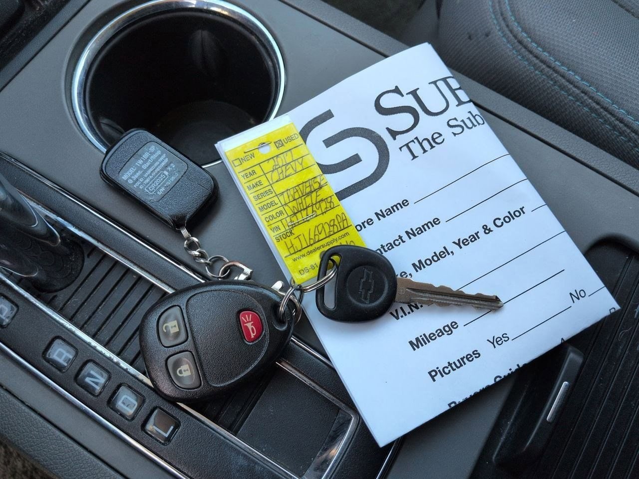 Thumbnail: 2017 Chevrolet Traverse - 32