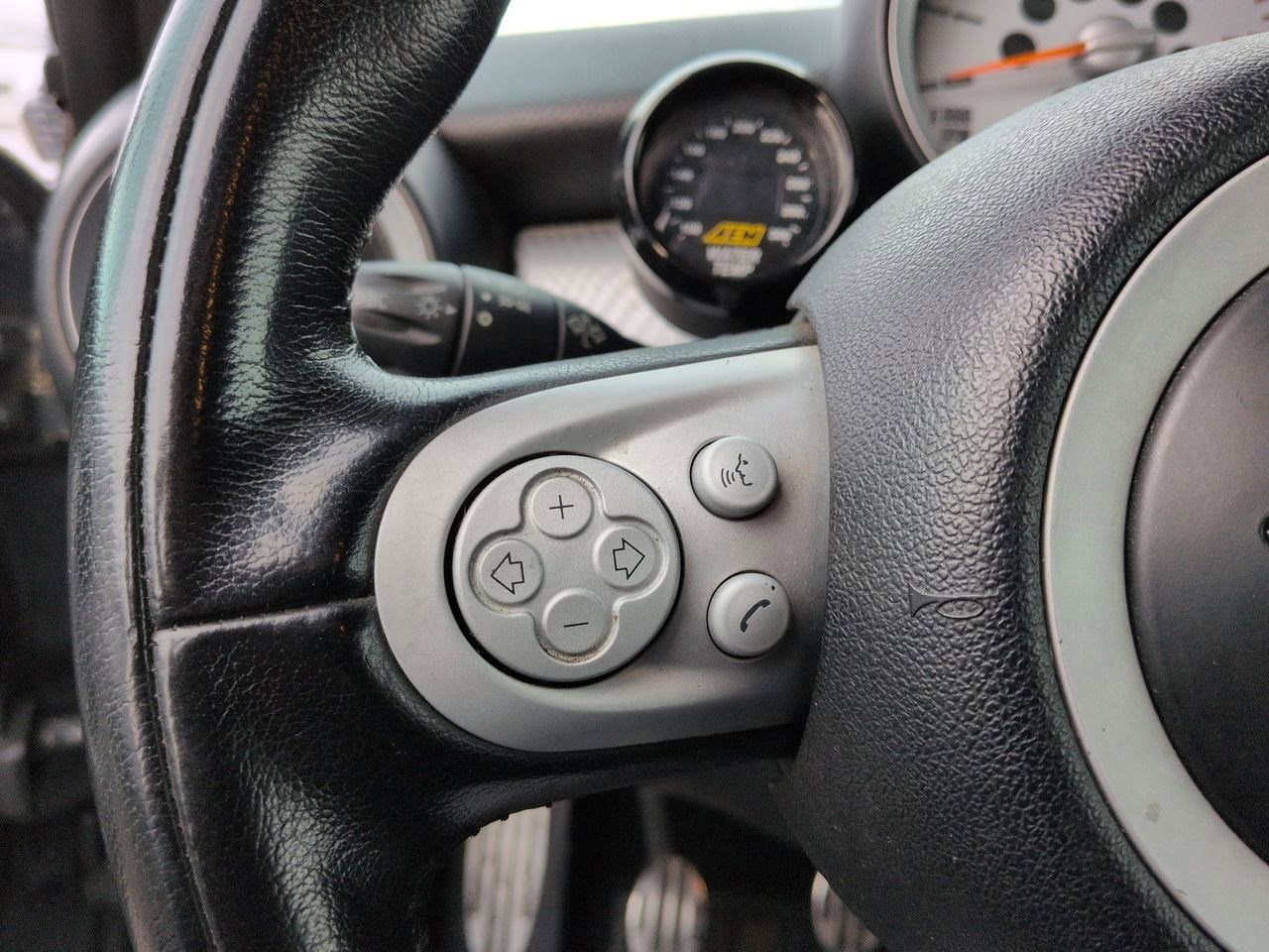 Thumbnail: 2009 MINI Cooper Hardtop - 20