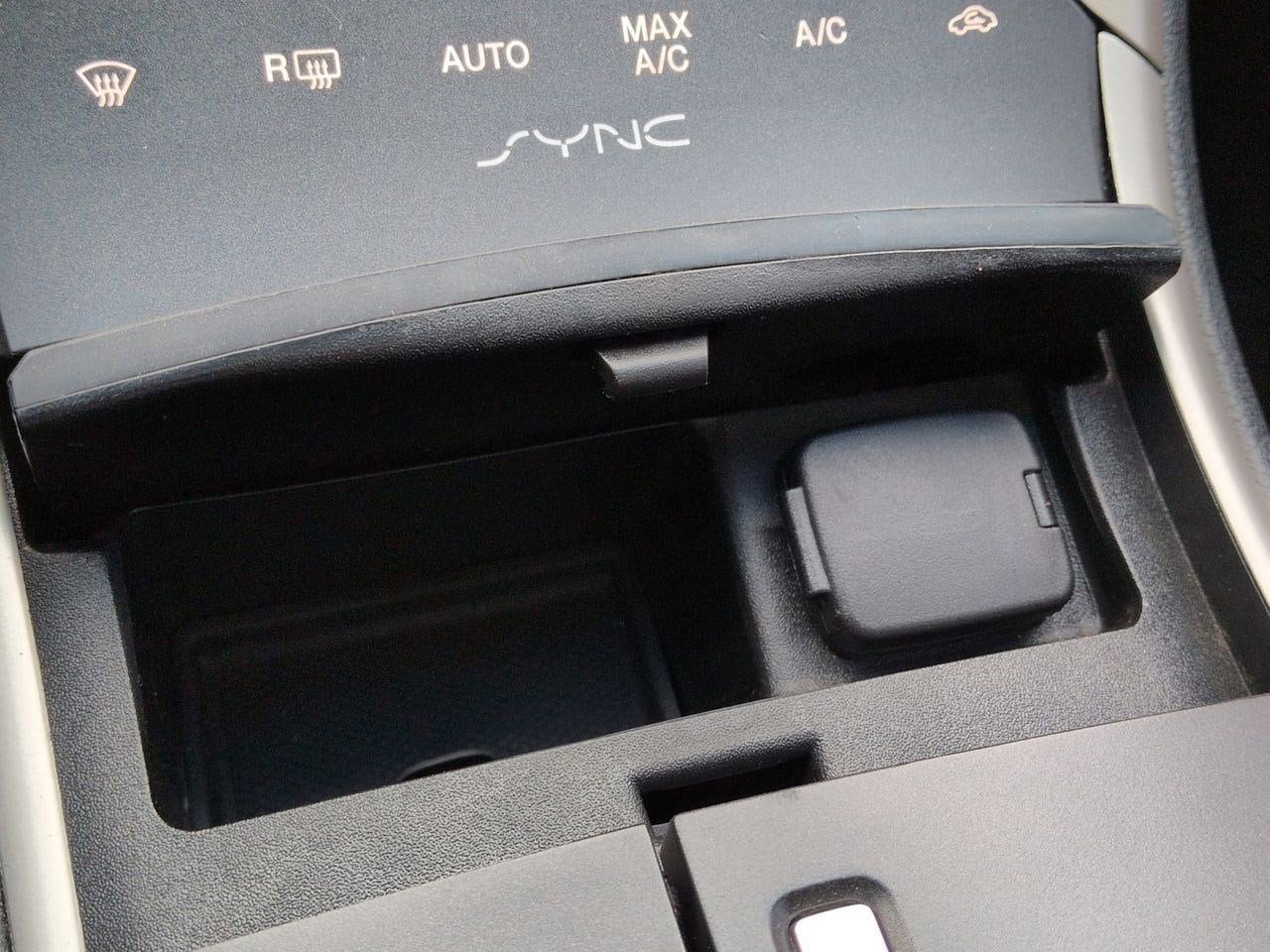 Thumbnail: 2016 Lincoln MKZ - 28