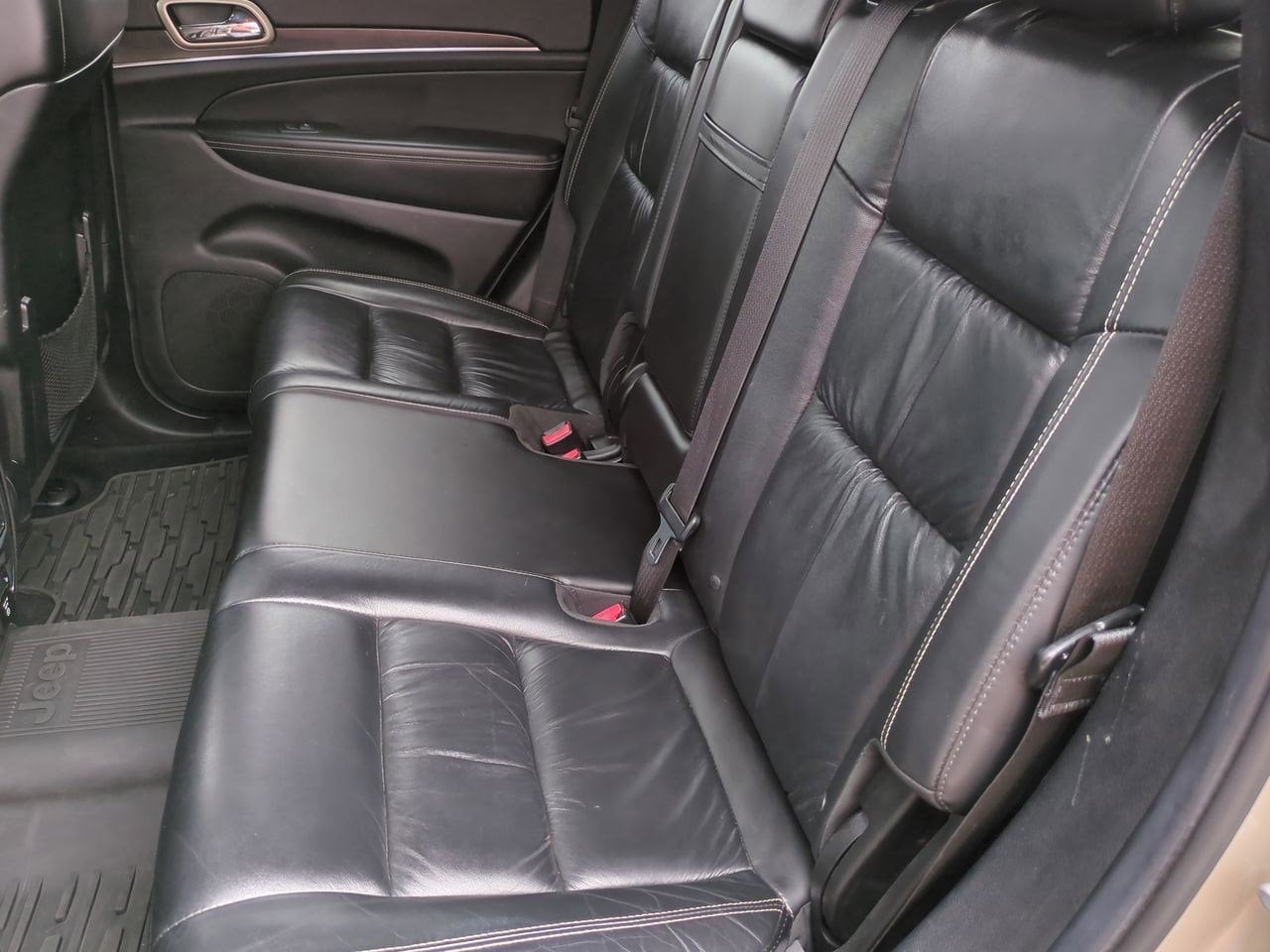 Thumbnail: 2014 Jeep Grand Cherokee - 18