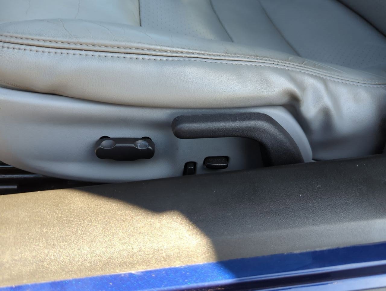 2005 Chevrolet Corvette Base 16