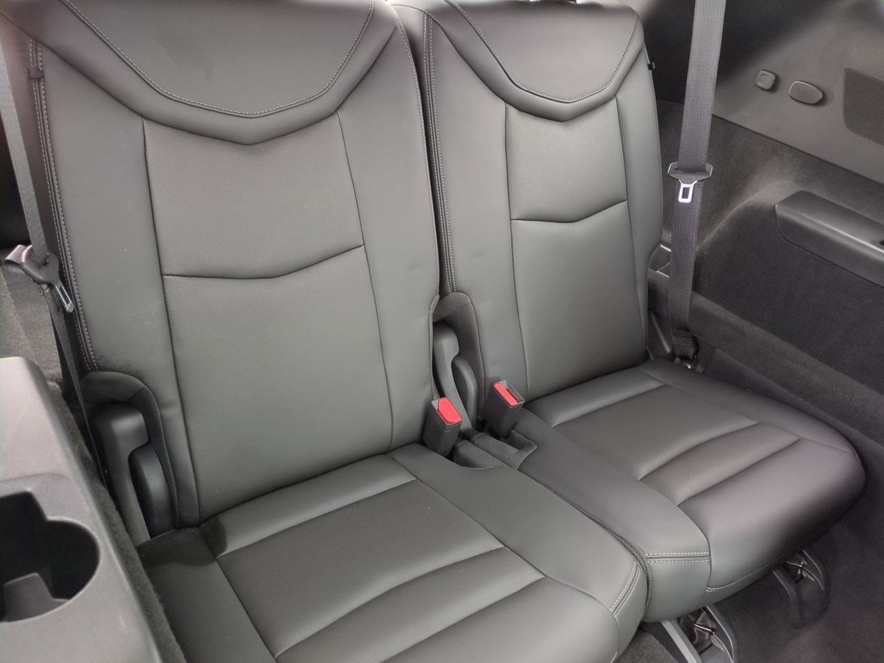 Thumbnail: 2022 Cadillac XT6 - 22