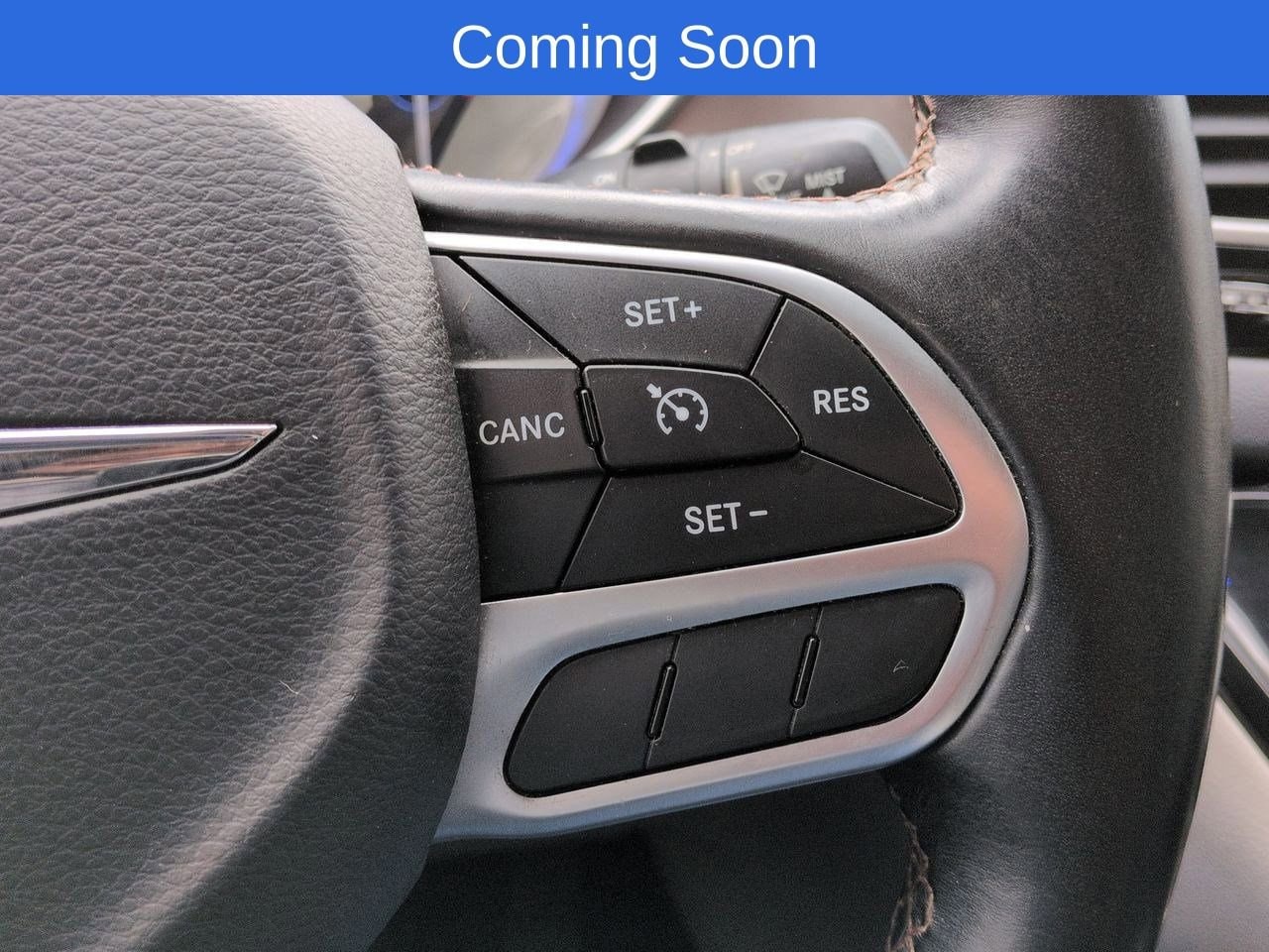 Thumbnail: 2017 Chrysler Pacifica - 25