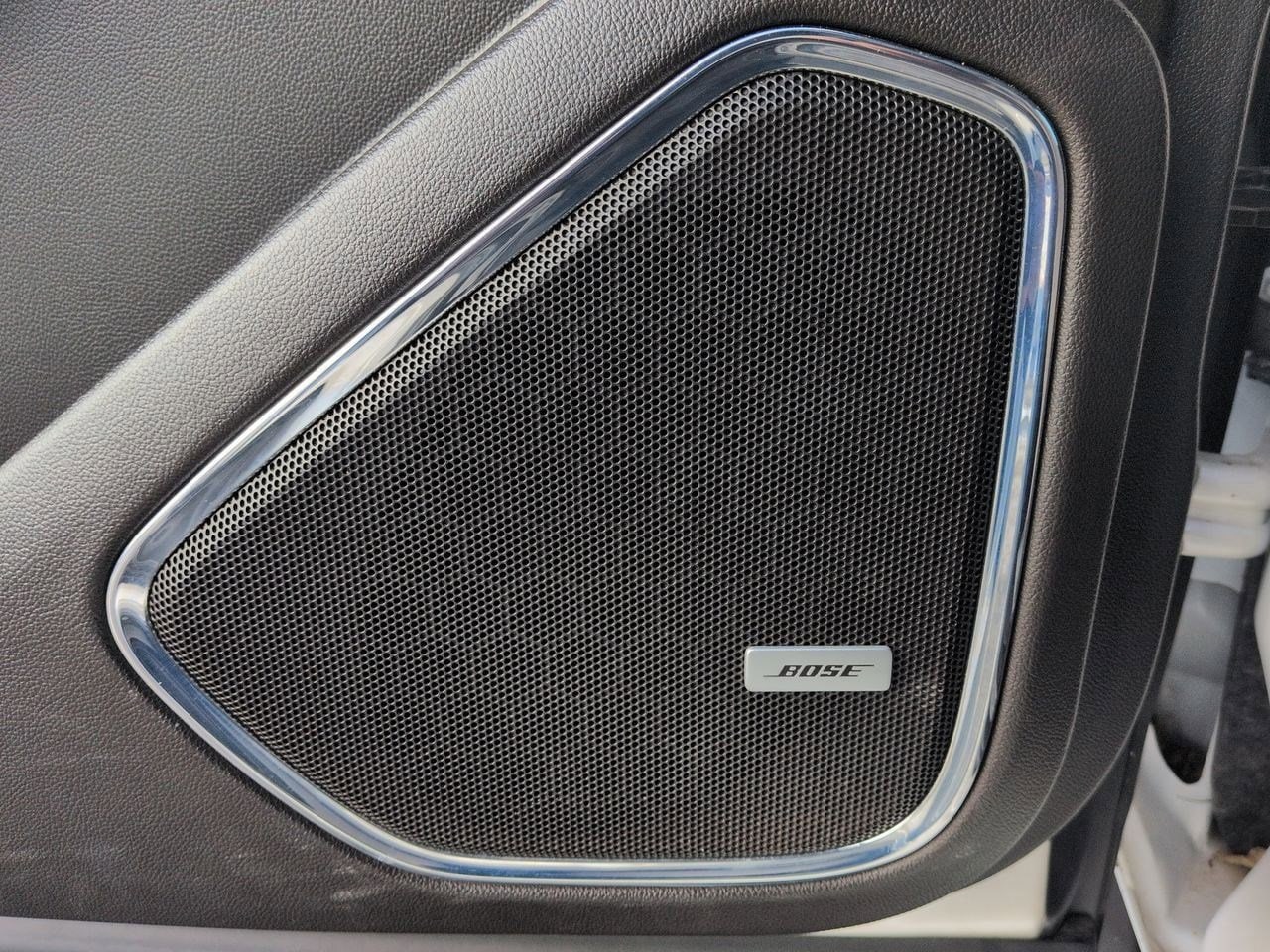 Thumbnail: 2019 Chevrolet Suburban - 33