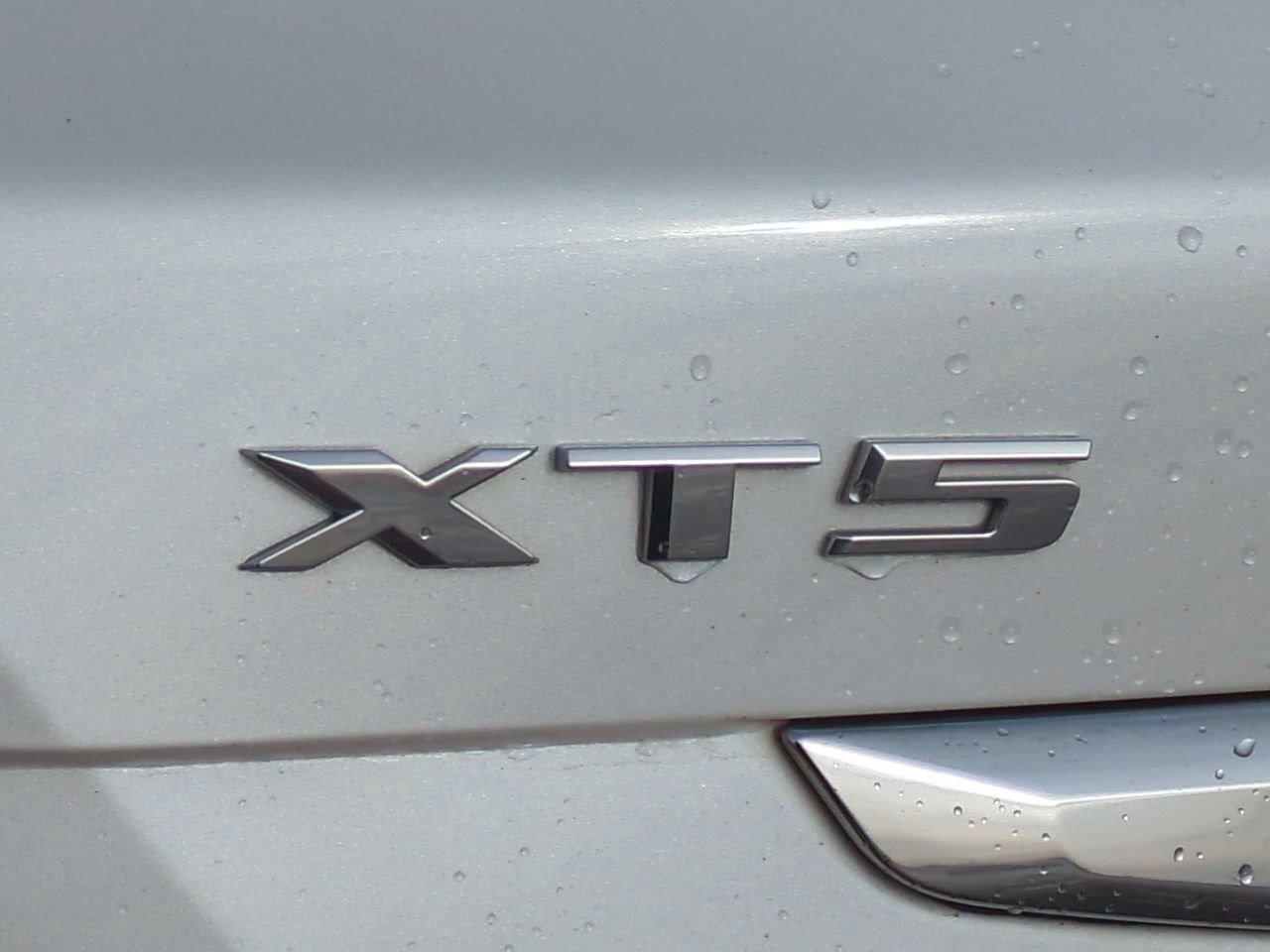 Thumbnail: 2018 Cadillac XT5 - 12