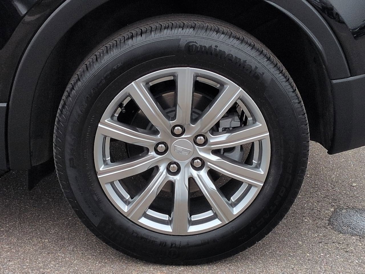 Thumbnail: 2023 Cadillac XT4 - 13