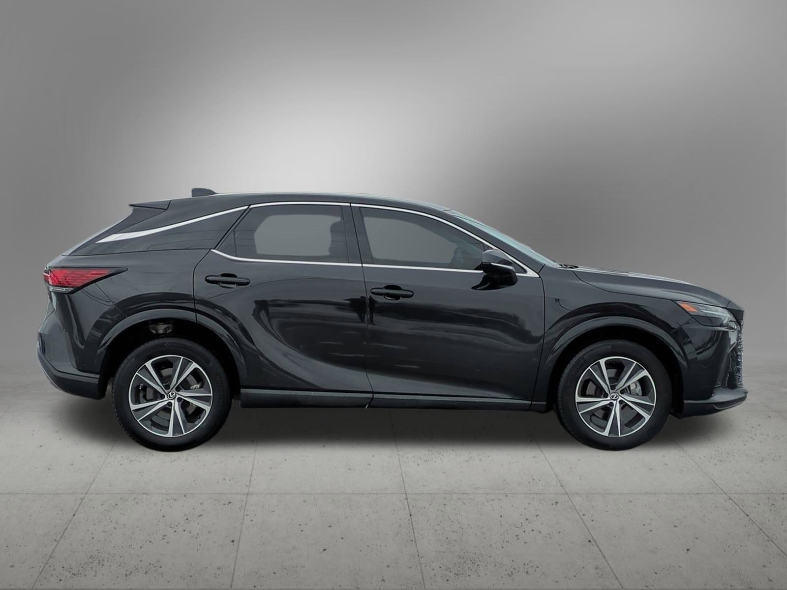 Thumbnail: 2023 Lexus RX - 7