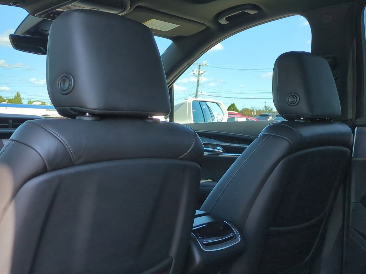 Thumbnail: 2020 Cadillac XT6 - 18