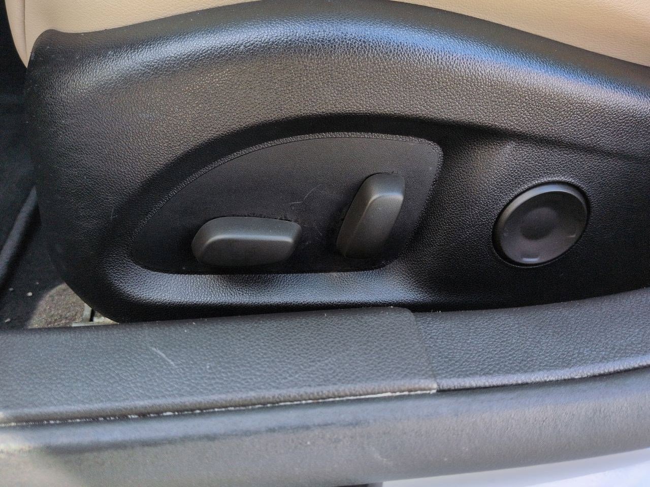 Thumbnail: 2021 Cadillac CT5 - 17