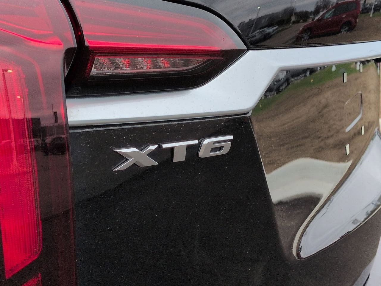 Thumbnail: 2024 Cadillac XT6 - 12