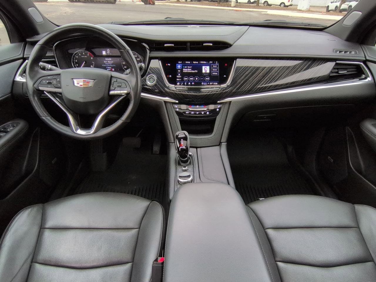 Thumbnail: 2024 Cadillac XT6 - 15