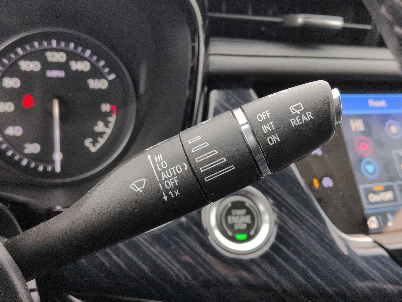 Thumbnail: 2023 Cadillac XT6 - 27