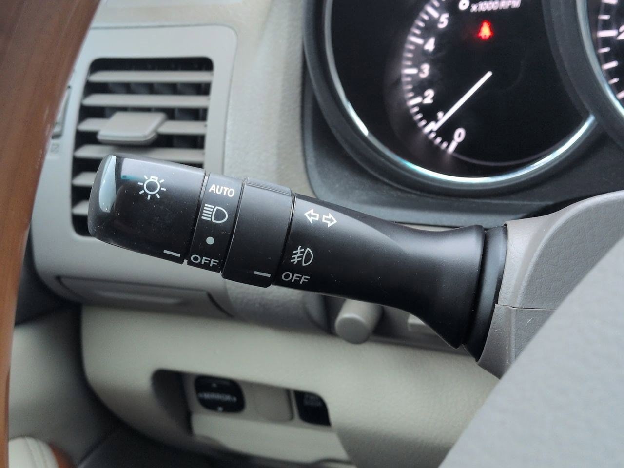 Thumbnail: 2005 Lexus RX - 27