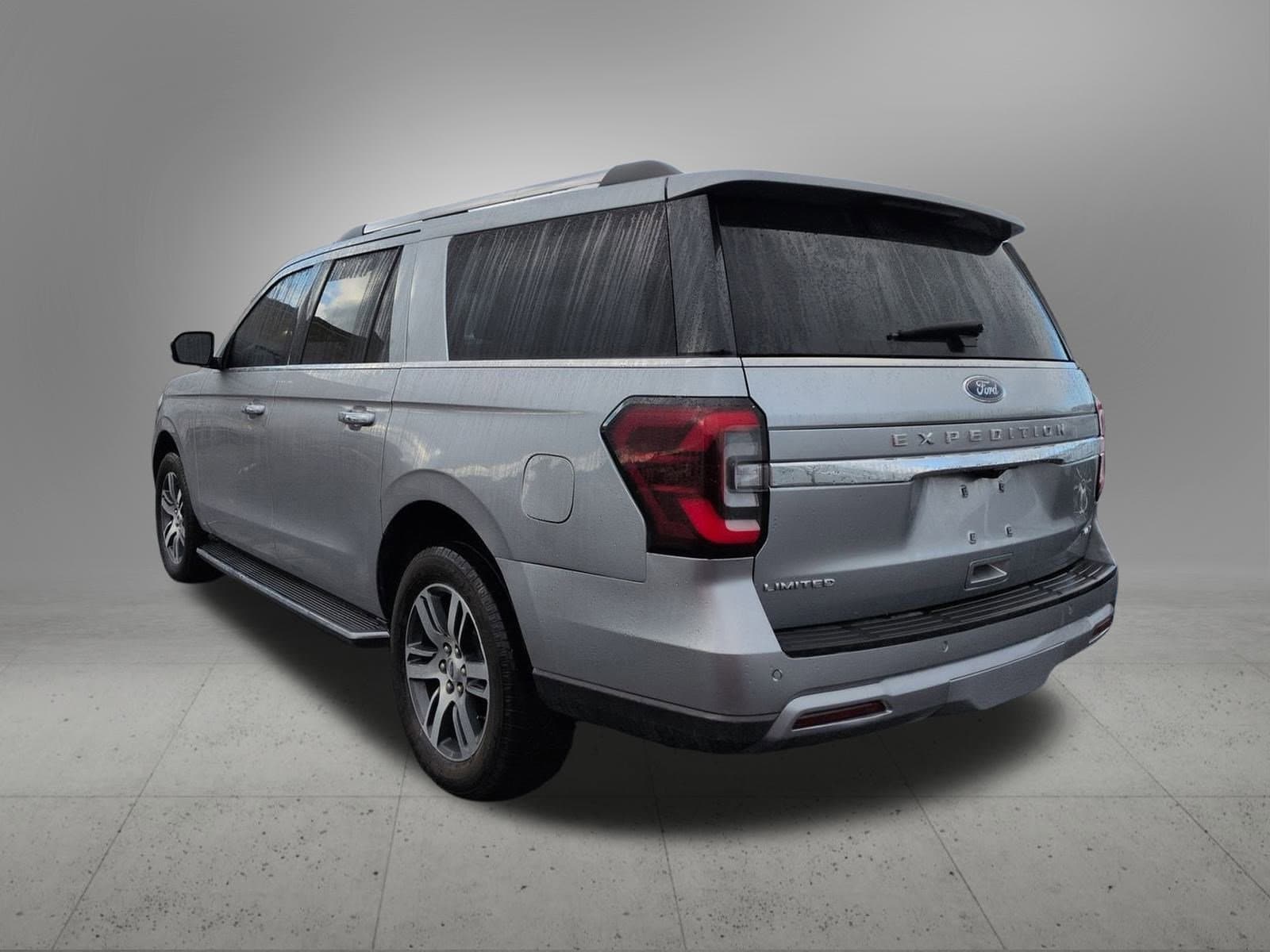 Thumbnail: 2023 Ford Expedition MAX - 4