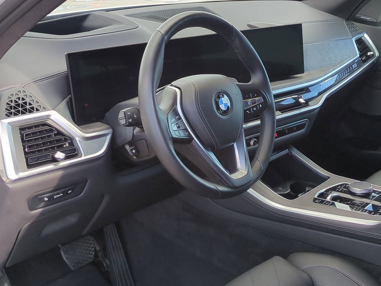 Thumbnail: 2024 BMW X5 - 2